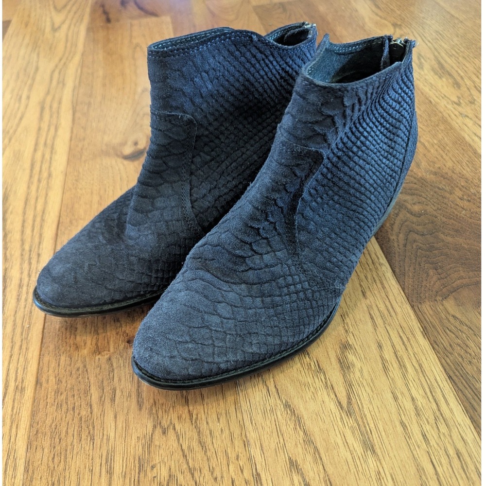 Seychelles Ankle Boots Navy Blue Booties Snakeskin Embossed Suede 8.5 Western